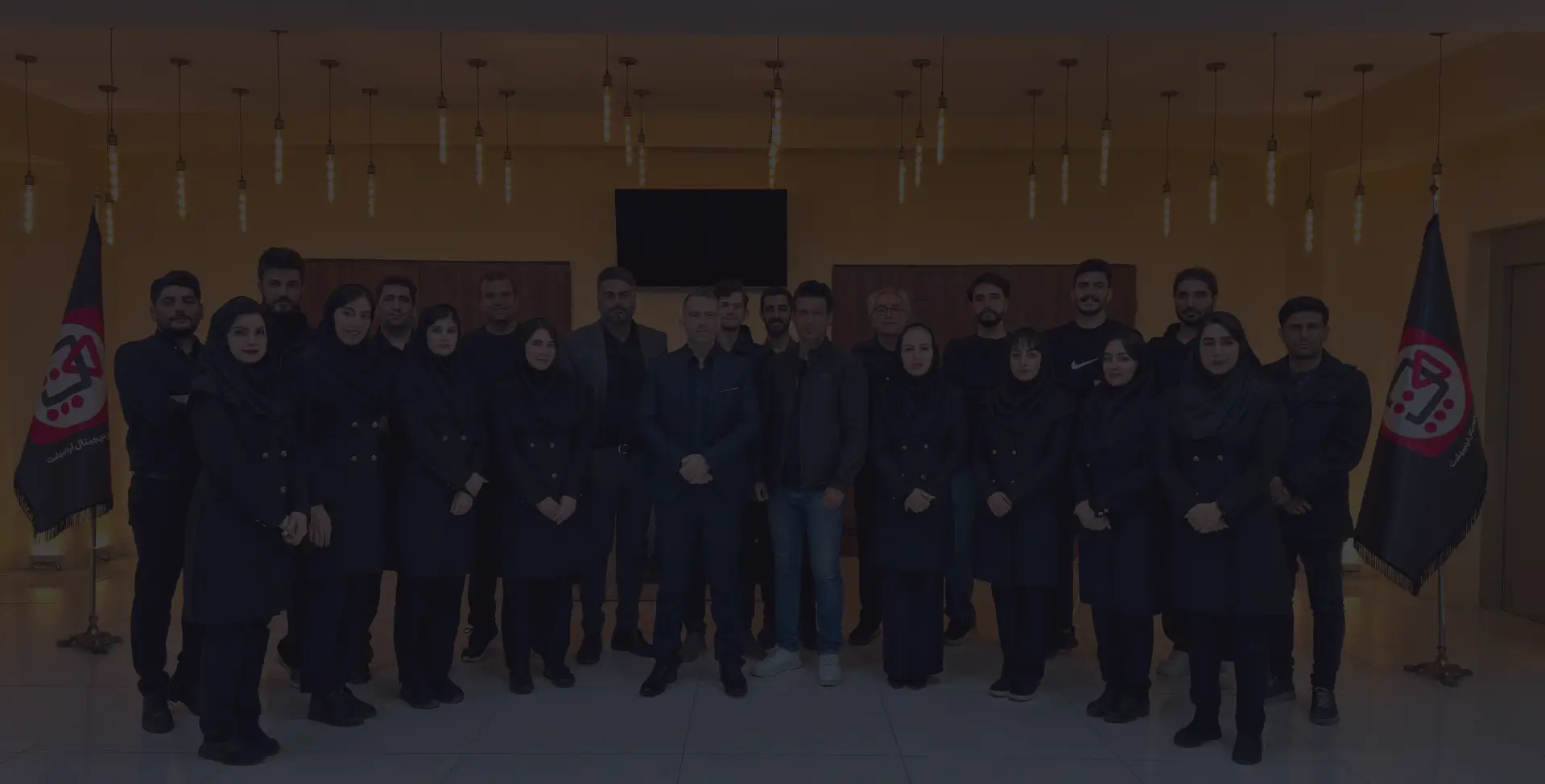 تیم اردیبهشت در گوشی